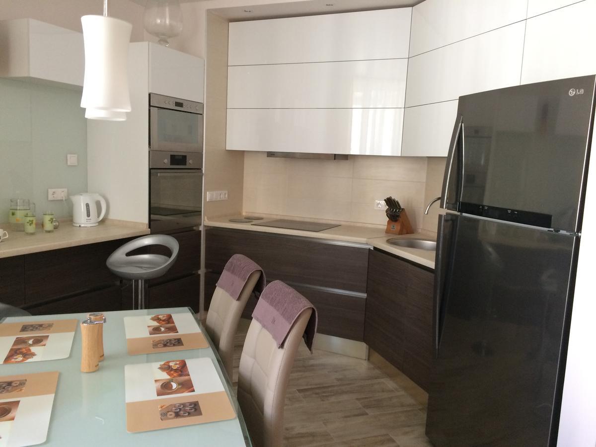 Apartments "Pleasure" Kiev Ngoại thất bức ảnh